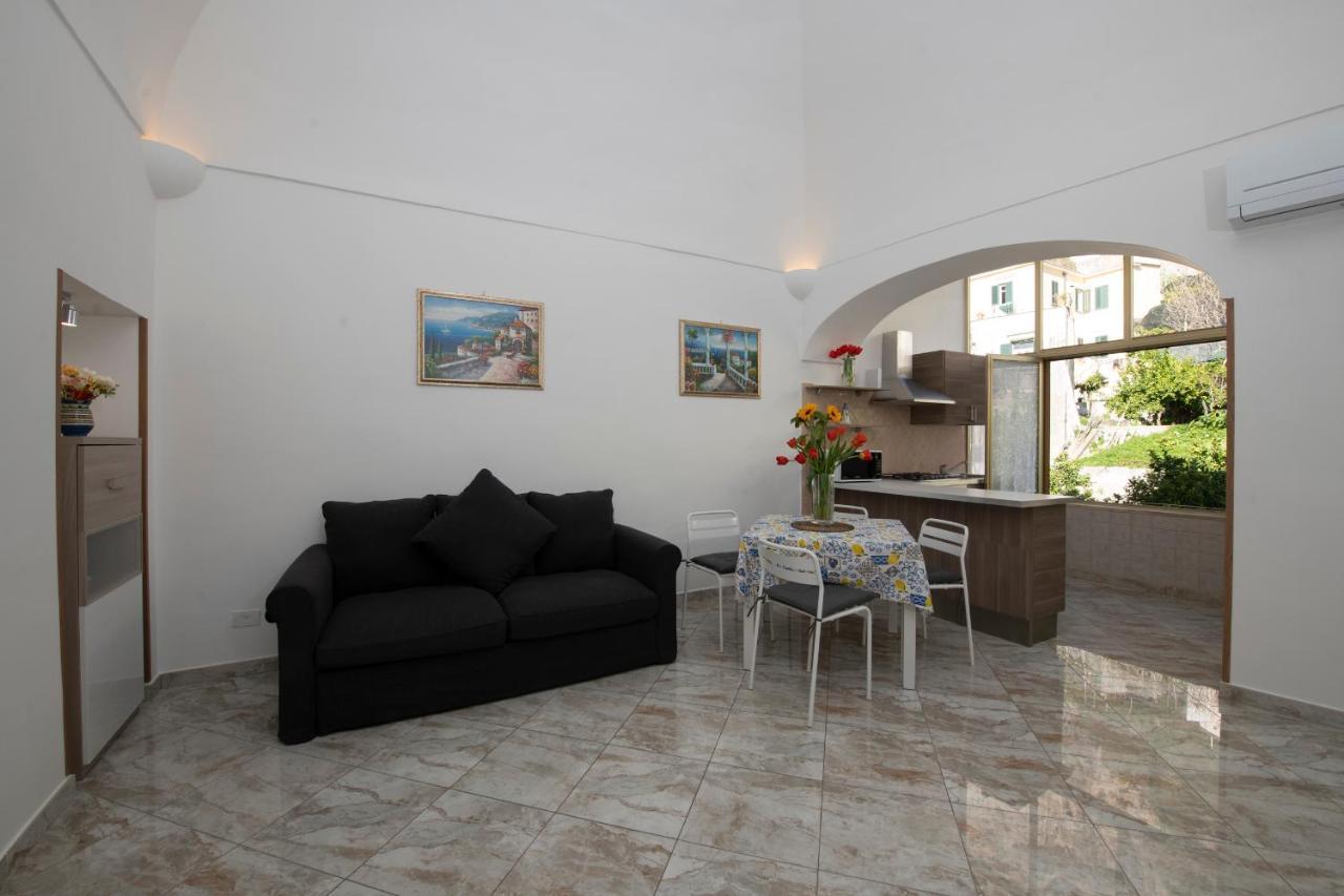 Casalina Amalfi Center Apartment ภายนอก รูปภาพ