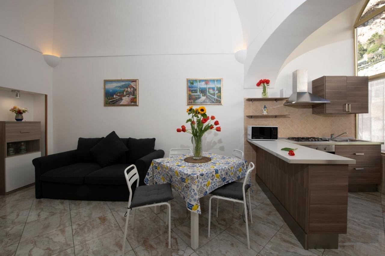 Casalina Amalfi Center Apartment ภายนอก รูปภาพ