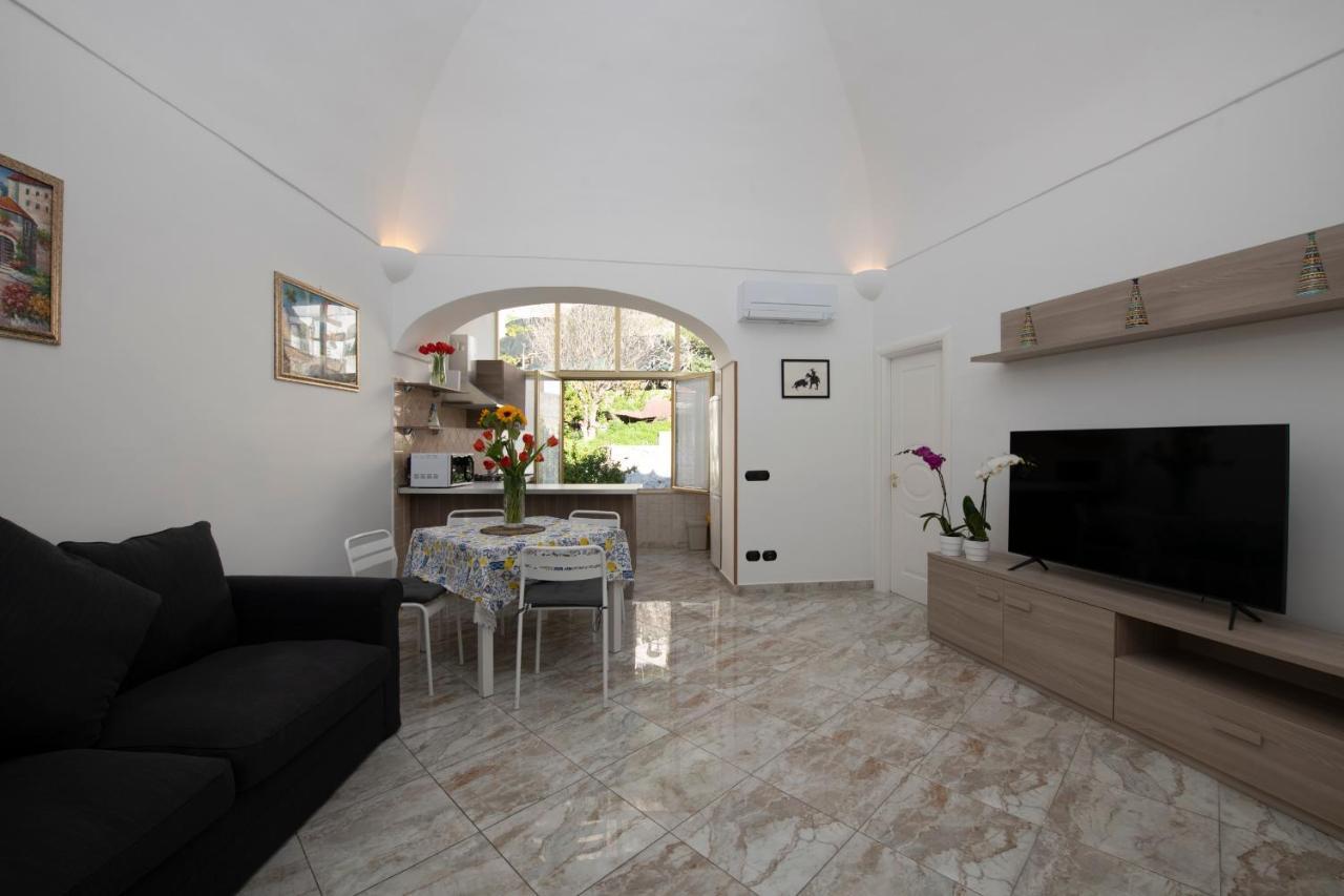 Casalina Amalfi Center Apartment ภายนอก รูปภาพ