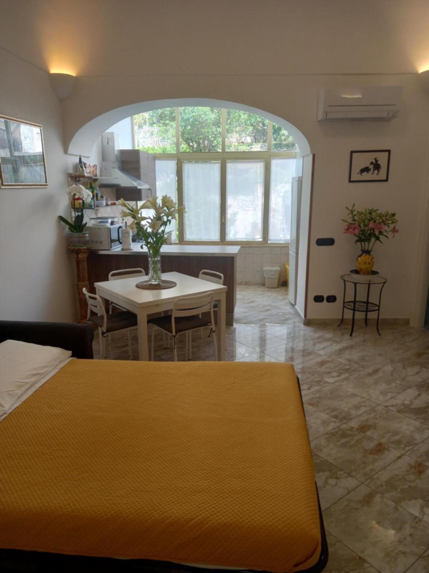 Casalina Amalfi Center Apartment ภายนอก รูปภาพ